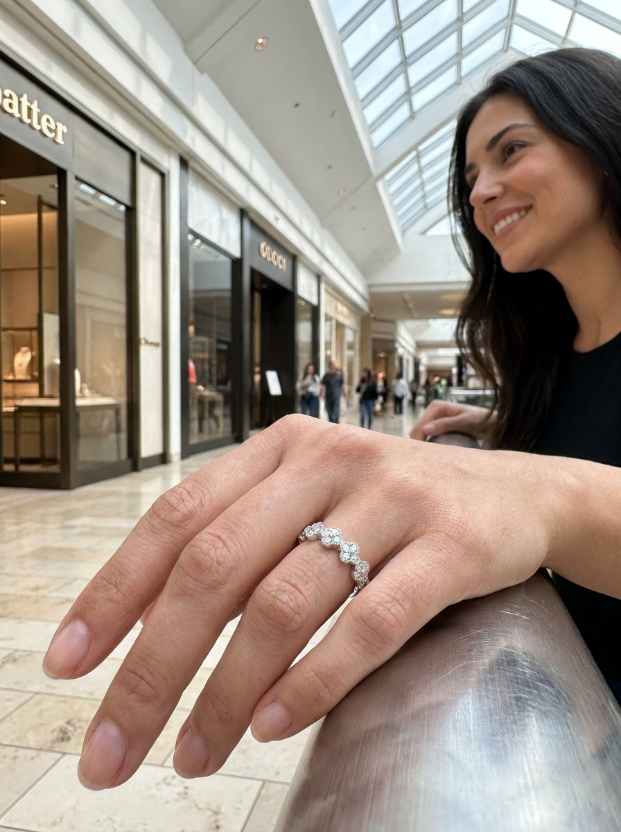 Valentina’s Clover Crown Ring