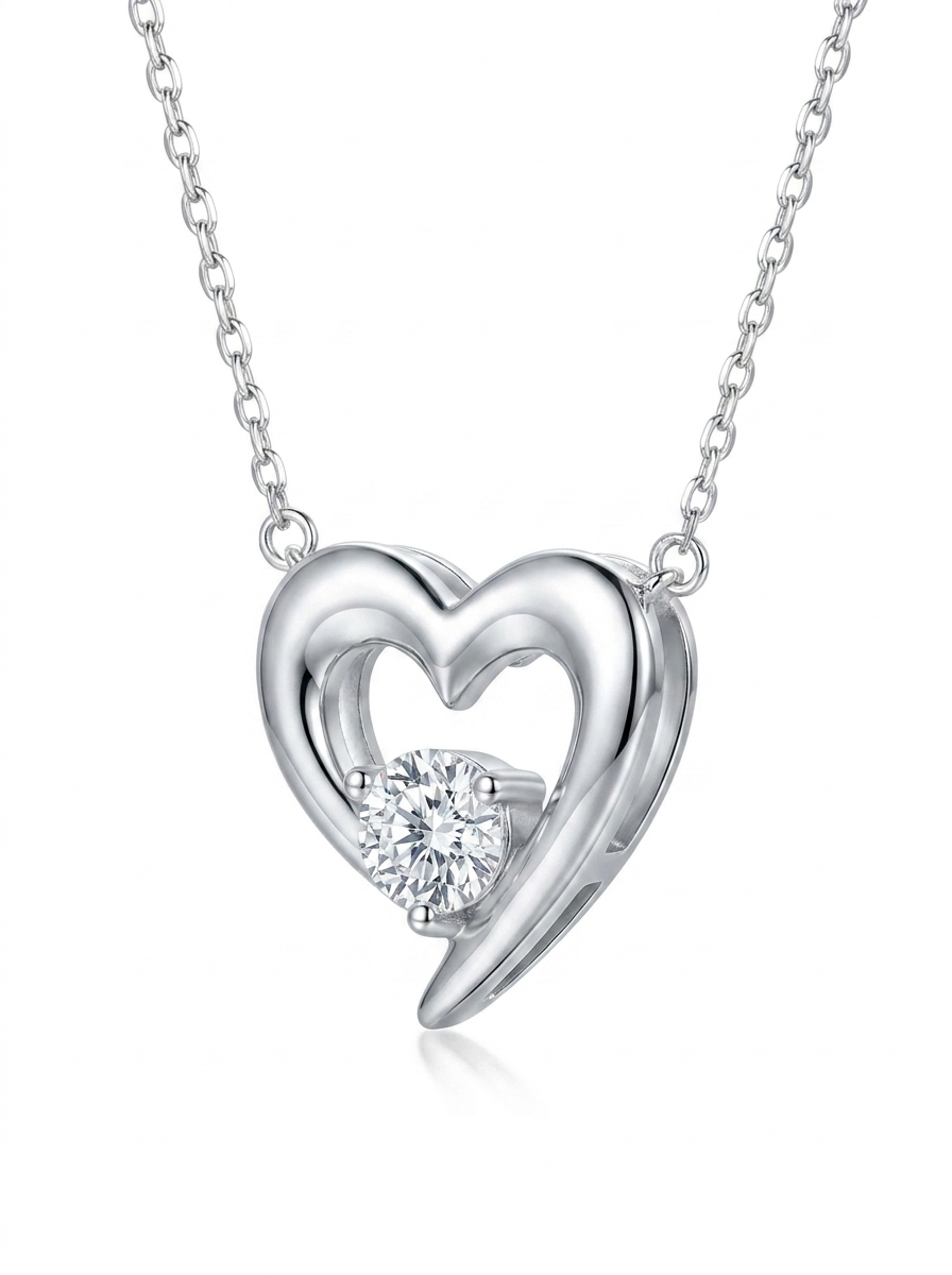 Valentina’s Ever Heart Necklace