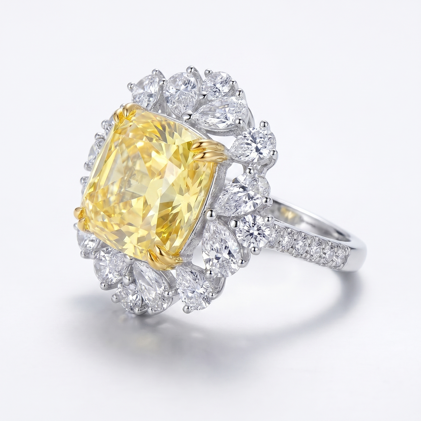 Valentina’s Golden Bloom Ring