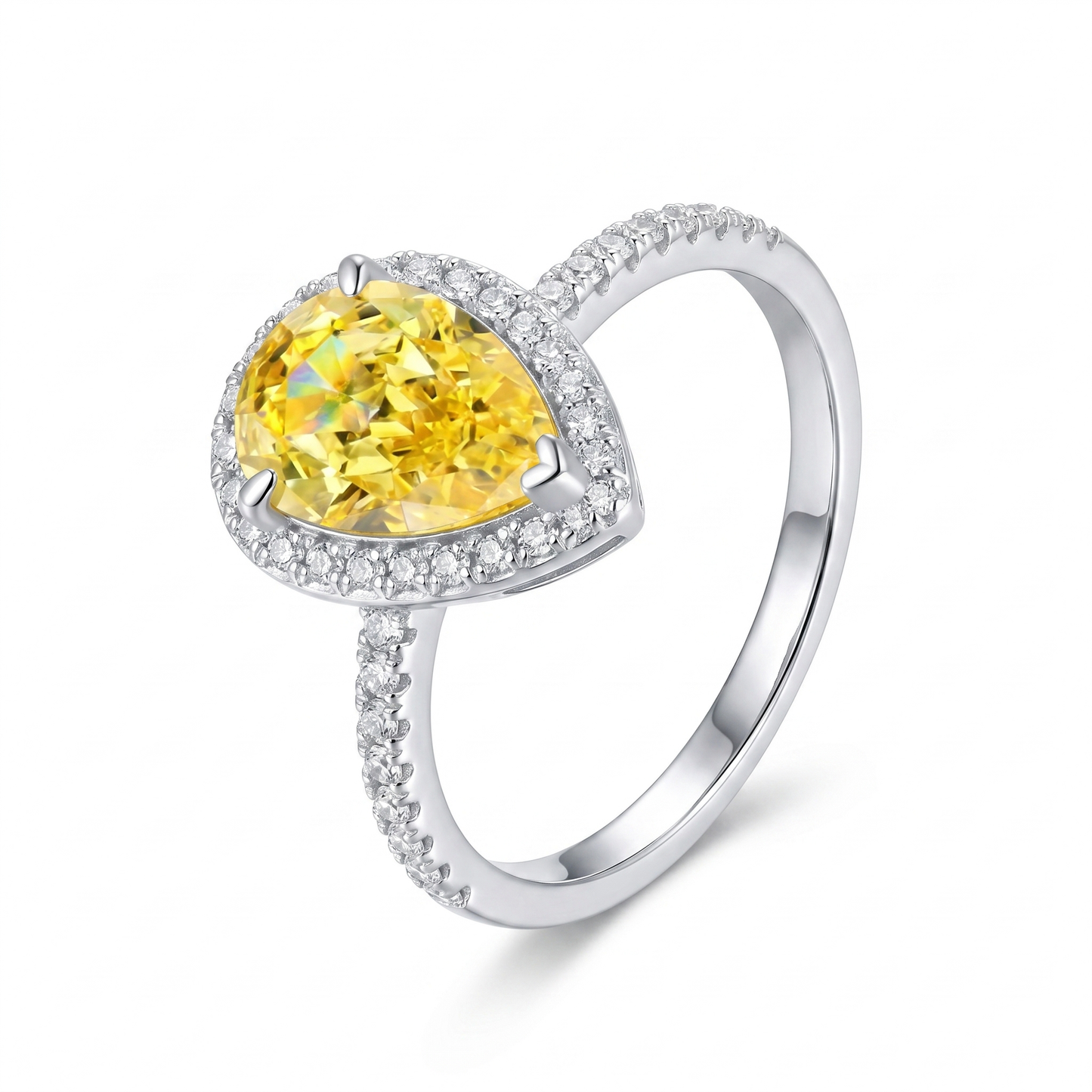 Valentina’s Golden Teardrop Ring