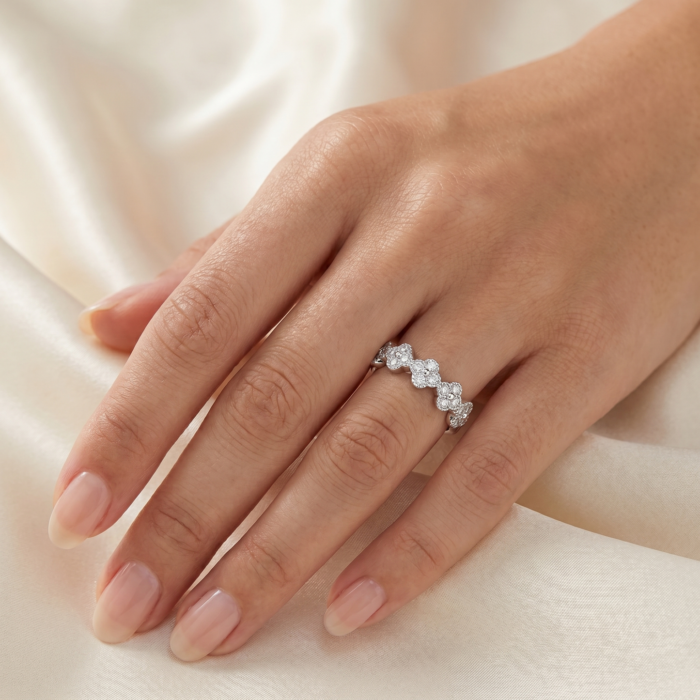 Valentina’s Clover Crown Ring