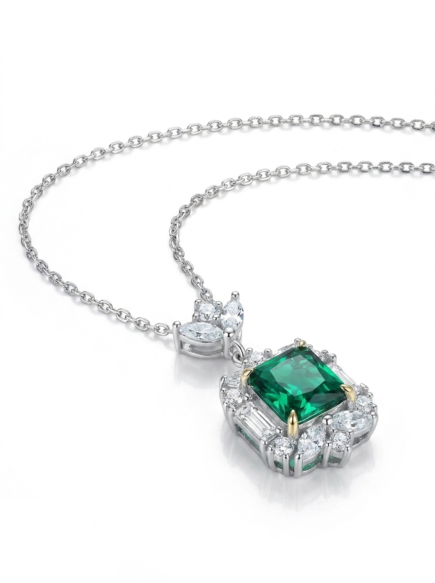 Valentina's Emerald Royale Necklace