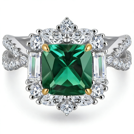 Valentina’s Emerald Royale Ring